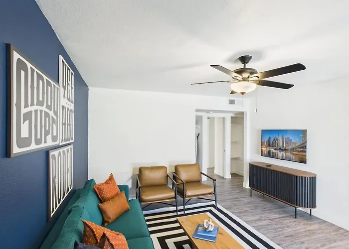 Sunrise Vista-walk To Downtown Old Town & Bars! Holiday home *