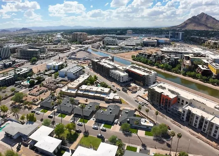 Sunrise Vista-walk To Downtown Old Town & Bars! Scottsdale